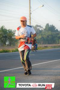 BIB: 7624, 2019
                            <button type="button" onclick="openModal(6567744)" class="btn btn-primary btn-sm float-right btn-popup" data-toggle="modal" data-target=".modal-high-quality">
                        <i class="fas fa-shopping-cart"></i> Add to Cart
                    </button>
                                            <button type="button" onclick="isThisMe(6567744, true)" class="btn btn-success btn-sm float-right btn-popup btn-isme hidden" data-toggle="tooltip" data-placement="bottom" title="นี่คือรูปของคุณใช่ไหม คลิกที่นี่เพื่อเอาเข้าอัลบั้ม">
                        <i class="fas fa-plus"></i> Add to album
                    </button>
                    <button type="button" onclick="isThisMe(6567744, false)" class="btn btn-warning btn-sm float-right btn-popup btn-isnotme hidden">
                        <i class="fas fa-ban"></i> Remove from album
                    </button>