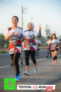 BIB: 3157, 6747, 7957, 2019
                            <button type="button" onclick="openModal(6573741)" class="btn btn-primary btn-sm float-right btn-popup" data-toggle="modal" data-target=".modal-high-quality">
                        <i class="fas fa-shopping-cart"></i> Add to Cart
                    </button>
                                            <button type="button" onclick="isThisMe(6573741, true)" class="btn btn-success btn-sm float-right btn-popup btn-isme hidden" data-toggle="tooltip" data-placement="bottom" title="นี่คือรูปของคุณใช่ไหม คลิกที่นี่เพื่อเอาเข้าอัลบั้ม">
                        <i class="fas fa-plus"></i> Add to album
                    </button>
                    <button type="button" onclick="isThisMe(6573741, false)" class="btn btn-warning btn-sm float-right btn-popup btn-isnotme hidden">
                        <i class="fas fa-ban"></i> Remove from album
                    </button>