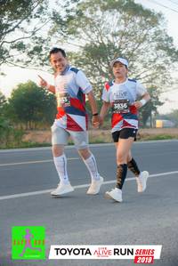 BIB: 553, 3836, 2019
                            <button type="button" onclick="openModal(6543709)" class="btn btn-primary btn-sm float-right btn-popup" data-toggle="modal" data-target=".modal-high-quality">
                        <i class="fas fa-shopping-cart"></i> Add to Cart
                    </button>
                                            <button type="button" onclick="isThisMe(6543709, true)" class="btn btn-success btn-sm float-right btn-popup btn-isme hidden" data-toggle="tooltip" data-placement="bottom" title="นี่คือรูปของคุณใช่ไหม คลิกที่นี่เพื่อเอาเข้าอัลบั้ม">
                        <i class="fas fa-plus"></i> Add to album
                    </button>
                    <button type="button" onclick="isThisMe(6543709, false)" class="btn btn-warning btn-sm float-right btn-popup btn-isnotme hidden">
                        <i class="fas fa-ban"></i> Remove from album
                    </button>