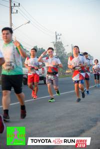 BIB: 2993, 210, 2019
                            <button type="button" onclick="openModal(6540734)" class="btn btn-primary btn-sm float-right btn-popup" data-toggle="modal" data-target=".modal-high-quality">
                        <i class="fas fa-shopping-cart"></i> Add to Cart
                    </button>
                                            <button type="button" onclick="isThisMe(6540734, true)" class="btn btn-success btn-sm float-right btn-popup btn-isme hidden" data-toggle="tooltip" data-placement="bottom" title="นี่คือรูปของคุณใช่ไหม คลิกที่นี่เพื่อเอาเข้าอัลบั้ม">
                        <i class="fas fa-plus"></i> Add to album
                    </button>
                    <button type="button" onclick="isThisMe(6540734, false)" class="btn btn-warning btn-sm float-right btn-popup btn-isnotme hidden">
                        <i class="fas fa-ban"></i> Remove from album
                    </button>