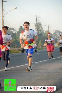 BIB: 6218, 600, 2019
                            <button type="button" onclick="openModal(6572747)" class="btn btn-primary btn-sm float-right btn-popup" data-toggle="modal" data-target=".modal-high-quality">
                        <i class="fas fa-shopping-cart"></i> Add to Cart
                    </button>
                                            <button type="button" onclick="isThisMe(6572747, true)" class="btn btn-success btn-sm float-right btn-popup btn-isme hidden" data-toggle="tooltip" data-placement="bottom" title="นี่คือรูปของคุณใช่ไหม คลิกที่นี่เพื่อเอาเข้าอัลบั้ม">
                        <i class="fas fa-plus"></i> Add to album
                    </button>
                    <button type="button" onclick="isThisMe(6572747, false)" class="btn btn-warning btn-sm float-right btn-popup btn-isnotme hidden">
                        <i class="fas fa-ban"></i> Remove from album
                    </button>