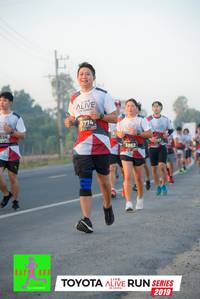 BIB: 774, 3862, 2019
                            <button type="button" onclick="openModal(6540679)" class="btn btn-primary btn-sm float-right btn-popup" data-toggle="modal" data-target=".modal-high-quality">
                        <i class="fas fa-shopping-cart"></i> Add to Cart
                    </button>
                                            <button type="button" onclick="isThisMe(6540679, true)" class="btn btn-success btn-sm float-right btn-popup btn-isme hidden" data-toggle="tooltip" data-placement="bottom" title="นี่คือรูปของคุณใช่ไหม คลิกที่นี่เพื่อเอาเข้าอัลบั้ม">
                        <i class="fas fa-plus"></i> Add to album
                    </button>
                    <button type="button" onclick="isThisMe(6540679, false)" class="btn btn-warning btn-sm float-right btn-popup btn-isnotme hidden">
                        <i class="fas fa-ban"></i> Remove from album
                    </button>