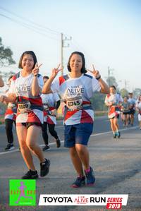 BIB: 901, 6745, 6609, 2019
                            <button type="button" onclick="openModal(6573417)" class="btn btn-primary btn-sm float-right btn-popup" data-toggle="modal" data-target=".modal-high-quality">
                        <i class="fas fa-shopping-cart"></i> Add to Cart
                    </button>
                                            <button type="button" onclick="isThisMe(6573417, true)" class="btn btn-success btn-sm float-right btn-popup btn-isme hidden" data-toggle="tooltip" data-placement="bottom" title="นี่คือรูปของคุณใช่ไหม คลิกที่นี่เพื่อเอาเข้าอัลบั้ม">
                        <i class="fas fa-plus"></i> Add to album
                    </button>
                    <button type="button" onclick="isThisMe(6573417, false)" class="btn btn-warning btn-sm float-right btn-popup btn-isnotme hidden">
                        <i class="fas fa-ban"></i> Remove from album
                    </button>