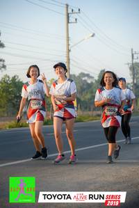 BIB: 7505, 7506, 2019
                            <button type="button" onclick="openModal(6568238)" class="btn btn-primary btn-sm float-right btn-popup" data-toggle="modal" data-target=".modal-high-quality">
                        <i class="fas fa-shopping-cart"></i> Add to Cart
                    </button>
                                            <button type="button" onclick="isThisMe(6568238, true)" class="btn btn-success btn-sm float-right btn-popup btn-isme hidden" data-toggle="tooltip" data-placement="bottom" title="นี่คือรูปของคุณใช่ไหม คลิกที่นี่เพื่อเอาเข้าอัลบั้ม">
                        <i class="fas fa-plus"></i> Add to album
                    </button>
                    <button type="button" onclick="isThisMe(6568238, false)" class="btn btn-warning btn-sm float-right btn-popup btn-isnotme hidden">
                        <i class="fas fa-ban"></i> Remove from album
                    </button>