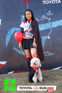 BIB: 6106, 2019
                            <button type="button" onclick="openModal(6567207)" class="btn btn-primary btn-sm float-right btn-popup" data-toggle="modal" data-target=".modal-high-quality">
                        <i class="fas fa-shopping-cart"></i> Add to Cart
                    </button>
                                            <button type="button" onclick="isThisMe(6567207, true)" class="btn btn-success btn-sm float-right btn-popup btn-isme hidden" data-toggle="tooltip" data-placement="bottom" title="นี่คือรูปของคุณใช่ไหม คลิกที่นี่เพื่อเอาเข้าอัลบั้ม">
                        <i class="fas fa-plus"></i> Add to album
                    </button>
                    <button type="button" onclick="isThisMe(6567207, false)" class="btn btn-warning btn-sm float-right btn-popup btn-isnotme hidden">
                        <i class="fas fa-ban"></i> Remove from album
                    </button>