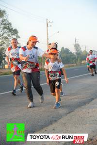 BIB: 3764, 7682, 6557, 2019
                            <button type="button" onclick="openModal(6571986)" class="btn btn-primary btn-sm float-right btn-popup" data-toggle="modal" data-target=".modal-high-quality">
                        <i class="fas fa-shopping-cart"></i> Add to Cart
                    </button>
                                            <button type="button" onclick="isThisMe(6571986, true)" class="btn btn-success btn-sm float-right btn-popup btn-isme hidden" data-toggle="tooltip" data-placement="bottom" title="นี่คือรูปของคุณใช่ไหม คลิกที่นี่เพื่อเอาเข้าอัลบั้ม">
                        <i class="fas fa-plus"></i> Add to album
                    </button>
                    <button type="button" onclick="isThisMe(6571986, false)" class="btn btn-warning btn-sm float-right btn-popup btn-isnotme hidden">
                        <i class="fas fa-ban"></i> Remove from album
                    </button>