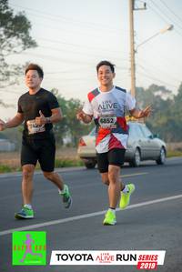 BIB: 6852, 740, 2019
                            <button type="button" onclick="openModal(6571728)" class="btn btn-primary btn-sm float-right btn-popup" data-toggle="modal" data-target=".modal-high-quality">
                        <i class="fas fa-shopping-cart"></i> Add to Cart
                    </button>
                                            <button type="button" onclick="isThisMe(6571728, true)" class="btn btn-success btn-sm float-right btn-popup btn-isme hidden" data-toggle="tooltip" data-placement="bottom" title="นี่คือรูปของคุณใช่ไหม คลิกที่นี่เพื่อเอาเข้าอัลบั้ม">
                        <i class="fas fa-plus"></i> Add to album
                    </button>
                    <button type="button" onclick="isThisMe(6571728, false)" class="btn btn-warning btn-sm float-right btn-popup btn-isnotme hidden">
                        <i class="fas fa-ban"></i> Remove from album
                    </button>