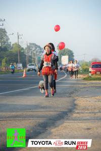 BIB: 6426, 2019
                            <button type="button" onclick="openModal(6573230)" class="btn btn-primary btn-sm float-right btn-popup" data-toggle="modal" data-target=".modal-high-quality">
                        <i class="fas fa-shopping-cart"></i> Add to Cart
                    </button>
                                            <button type="button" onclick="isThisMe(6573230, true)" class="btn btn-success btn-sm float-right btn-popup btn-isme hidden" data-toggle="tooltip" data-placement="bottom" title="นี่คือรูปของคุณใช่ไหม คลิกที่นี่เพื่อเอาเข้าอัลบั้ม">
                        <i class="fas fa-plus"></i> Add to album
                    </button>
                    <button type="button" onclick="isThisMe(6573230, false)" class="btn btn-warning btn-sm float-right btn-popup btn-isnotme hidden">
                        <i class="fas fa-ban"></i> Remove from album
                    </button>