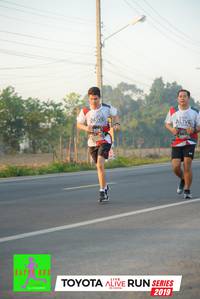 BIB: 908, 667, 2019
                            <button type="button" onclick="openModal(6566161)" class="btn btn-primary btn-sm float-right btn-popup" data-toggle="modal" data-target=".modal-high-quality">
                        <i class="fas fa-shopping-cart"></i> Add to Cart
                    </button>
                                            <button type="button" onclick="isThisMe(6566161, true)" class="btn btn-success btn-sm float-right btn-popup btn-isme hidden" data-toggle="tooltip" data-placement="bottom" title="นี่คือรูปของคุณใช่ไหม คลิกที่นี่เพื่อเอาเข้าอัลบั้ม">
                        <i class="fas fa-plus"></i> Add to album
                    </button>
                    <button type="button" onclick="isThisMe(6566161, false)" class="btn btn-warning btn-sm float-right btn-popup btn-isnotme hidden">
                        <i class="fas fa-ban"></i> Remove from album
                    </button>