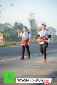 BIB: 3123, 6533, 2019
                            <button type="button" onclick="openModal(6573093)" class="btn btn-primary btn-sm float-right btn-popup" data-toggle="modal" data-target=".modal-high-quality">
                        <i class="fas fa-shopping-cart"></i> Add to Cart
                    </button>
                                            <button type="button" onclick="isThisMe(6573093, true)" class="btn btn-success btn-sm float-right btn-popup btn-isme hidden" data-toggle="tooltip" data-placement="bottom" title="นี่คือรูปของคุณใช่ไหม คลิกที่นี่เพื่อเอาเข้าอัลบั้ม">
                        <i class="fas fa-plus"></i> Add to album
                    </button>
                    <button type="button" onclick="isThisMe(6573093, false)" class="btn btn-warning btn-sm float-right btn-popup btn-isnotme hidden">
                        <i class="fas fa-ban"></i> Remove from album
                    </button>