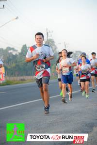 BIB: 6776, 2637, 7214, 2019
                            <button type="button" onclick="openModal(6543915)" class="btn btn-primary btn-sm float-right btn-popup" data-toggle="modal" data-target=".modal-high-quality">
                        <i class="fas fa-shopping-cart"></i> Add to Cart
                    </button>
                                            <button type="button" onclick="isThisMe(6543915, true)" class="btn btn-success btn-sm float-right btn-popup btn-isme hidden" data-toggle="tooltip" data-placement="bottom" title="นี่คือรูปของคุณใช่ไหม คลิกที่นี่เพื่อเอาเข้าอัลบั้ม">
                        <i class="fas fa-plus"></i> Add to album
                    </button>
                    <button type="button" onclick="isThisMe(6543915, false)" class="btn btn-warning btn-sm float-right btn-popup btn-isnotme hidden">
                        <i class="fas fa-ban"></i> Remove from album
                    </button>