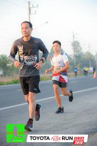 BIB: 6052, 7552, 2019
                            <button type="button" onclick="openModal(6540792)" class="btn btn-primary btn-sm float-right btn-popup" data-toggle="modal" data-target=".modal-high-quality">
                        <i class="fas fa-shopping-cart"></i> Add to Cart
                    </button>
                                            <button type="button" onclick="isThisMe(6540792, true)" class="btn btn-success btn-sm float-right btn-popup btn-isme hidden" data-toggle="tooltip" data-placement="bottom" title="นี่คือรูปของคุณใช่ไหม คลิกที่นี่เพื่อเอาเข้าอัลบั้ม">
                        <i class="fas fa-plus"></i> Add to album
                    </button>
                    <button type="button" onclick="isThisMe(6540792, false)" class="btn btn-warning btn-sm float-right btn-popup btn-isnotme hidden">
                        <i class="fas fa-ban"></i> Remove from album
                    </button>