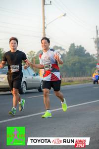 BIB: 7420, 6852, 2019
                            <button type="button" onclick="openModal(6571725)" class="btn btn-primary btn-sm float-right btn-popup" data-toggle="modal" data-target=".modal-high-quality">
                        <i class="fas fa-shopping-cart"></i> Add to Cart
                    </button>
                                            <button type="button" onclick="isThisMe(6571725, true)" class="btn btn-success btn-sm float-right btn-popup btn-isme hidden" data-toggle="tooltip" data-placement="bottom" title="นี่คือรูปของคุณใช่ไหม คลิกที่นี่เพื่อเอาเข้าอัลบั้ม">
                        <i class="fas fa-plus"></i> Add to album
                    </button>
                    <button type="button" onclick="isThisMe(6571725, false)" class="btn btn-warning btn-sm float-right btn-popup btn-isnotme hidden">
                        <i class="fas fa-ban"></i> Remove from album
                    </button>