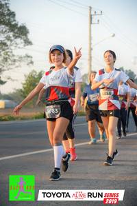 BIB: 4858, 3083, 2019
                            <button type="button" onclick="openModal(6573392)" class="btn btn-primary btn-sm float-right btn-popup" data-toggle="modal" data-target=".modal-high-quality">
                        <i class="fas fa-shopping-cart"></i> Add to Cart
                    </button>
                                            <button type="button" onclick="isThisMe(6573392, true)" class="btn btn-success btn-sm float-right btn-popup btn-isme hidden" data-toggle="tooltip" data-placement="bottom" title="นี่คือรูปของคุณใช่ไหม คลิกที่นี่เพื่อเอาเข้าอัลบั้ม">
                        <i class="fas fa-plus"></i> Add to album
                    </button>
                    <button type="button" onclick="isThisMe(6573392, false)" class="btn btn-warning btn-sm float-right btn-popup btn-isnotme hidden">
                        <i class="fas fa-ban"></i> Remove from album
                    </button>