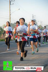 BIB: 750, 6491, 2019
                            <button type="button" onclick="openModal(6566633)" class="btn btn-primary btn-sm float-right btn-popup" data-toggle="modal" data-target=".modal-high-quality">
                        <i class="fas fa-shopping-cart"></i> Add to Cart
                    </button>
                                            <button type="button" onclick="isThisMe(6566633, true)" class="btn btn-success btn-sm float-right btn-popup btn-isme hidden" data-toggle="tooltip" data-placement="bottom" title="นี่คือรูปของคุณใช่ไหม คลิกที่นี่เพื่อเอาเข้าอัลบั้ม">
                        <i class="fas fa-plus"></i> Add to album
                    </button>
                    <button type="button" onclick="isThisMe(6566633, false)" class="btn btn-warning btn-sm float-right btn-popup btn-isnotme hidden">
                        <i class="fas fa-ban"></i> Remove from album
                    </button>