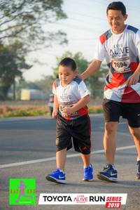 BIB: 7694, 2019
                            <button type="button" onclick="openModal(6567568)" class="btn btn-primary btn-sm float-right btn-popup" data-toggle="modal" data-target=".modal-high-quality">
                        <i class="fas fa-shopping-cart"></i> Add to Cart
                    </button>
                                            <button type="button" onclick="isThisMe(6567568, true)" class="btn btn-success btn-sm float-right btn-popup btn-isme hidden" data-toggle="tooltip" data-placement="bottom" title="นี่คือรูปของคุณใช่ไหม คลิกที่นี่เพื่อเอาเข้าอัลบั้ม">
                        <i class="fas fa-plus"></i> Add to album
                    </button>
                    <button type="button" onclick="isThisMe(6567568, false)" class="btn btn-warning btn-sm float-right btn-popup btn-isnotme hidden">
                        <i class="fas fa-ban"></i> Remove from album
                    </button>