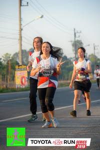 BIB: 6442, 5854, 2019
                            <button type="button" onclick="openModal(6566592)" class="btn btn-primary btn-sm float-right btn-popup" data-toggle="modal" data-target=".modal-high-quality">
                        <i class="fas fa-shopping-cart"></i> Add to Cart
                    </button>
                                            <button type="button" onclick="isThisMe(6566592, true)" class="btn btn-success btn-sm float-right btn-popup btn-isme hidden" data-toggle="tooltip" data-placement="bottom" title="นี่คือรูปของคุณใช่ไหม คลิกที่นี่เพื่อเอาเข้าอัลบั้ม">
                        <i class="fas fa-plus"></i> Add to album
                    </button>
                    <button type="button" onclick="isThisMe(6566592, false)" class="btn btn-warning btn-sm float-right btn-popup btn-isnotme hidden">
                        <i class="fas fa-ban"></i> Remove from album
                    </button>