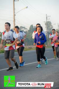 BIB: 2976, 975, 2019
                            <button type="button" onclick="openModal(6544192)" class="btn btn-primary btn-sm float-right btn-popup" data-toggle="modal" data-target=".modal-high-quality">
                        <i class="fas fa-shopping-cart"></i> Add to Cart
                    </button>
                                            <button type="button" onclick="isThisMe(6544192, true)" class="btn btn-success btn-sm float-right btn-popup btn-isme hidden" data-toggle="tooltip" data-placement="bottom" title="นี่คือรูปของคุณใช่ไหม คลิกที่นี่เพื่อเอาเข้าอัลบั้ม">
                        <i class="fas fa-plus"></i> Add to album
                    </button>
                    <button type="button" onclick="isThisMe(6544192, false)" class="btn btn-warning btn-sm float-right btn-popup btn-isnotme hidden">
                        <i class="fas fa-ban"></i> Remove from album
                    </button>