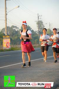 BIB: 7426, 7285, 2019
                            <button type="button" onclick="openModal(6572794)" class="btn btn-primary btn-sm float-right btn-popup" data-toggle="modal" data-target=".modal-high-quality">
                        <i class="fas fa-shopping-cart"></i> Add to Cart
                    </button>
                                            <button type="button" onclick="isThisMe(6572794, true)" class="btn btn-success btn-sm float-right btn-popup btn-isme hidden" data-toggle="tooltip" data-placement="bottom" title="นี่คือรูปของคุณใช่ไหม คลิกที่นี่เพื่อเอาเข้าอัลบั้ม">
                        <i class="fas fa-plus"></i> Add to album
                    </button>
                    <button type="button" onclick="isThisMe(6572794, false)" class="btn btn-warning btn-sm float-right btn-popup btn-isnotme hidden">
                        <i class="fas fa-ban"></i> Remove from album
                    </button>