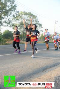 BIB: 7515, 440, 2019
                            <button type="button" onclick="openModal(6567896)" class="btn btn-primary btn-sm float-right btn-popup" data-toggle="modal" data-target=".modal-high-quality">
                        <i class="fas fa-shopping-cart"></i> Add to Cart
                    </button>
                                            <button type="button" onclick="isThisMe(6567896, true)" class="btn btn-success btn-sm float-right btn-popup btn-isme hidden" data-toggle="tooltip" data-placement="bottom" title="นี่คือรูปของคุณใช่ไหม คลิกที่นี่เพื่อเอาเข้าอัลบั้ม">
                        <i class="fas fa-plus"></i> Add to album
                    </button>
                    <button type="button" onclick="isThisMe(6567896, false)" class="btn btn-warning btn-sm float-right btn-popup btn-isnotme hidden">
                        <i class="fas fa-ban"></i> Remove from album
                    </button>