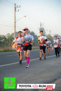 BIB: 6060, 5509, 2019
                            <button type="button" onclick="openModal(6571459)" class="btn btn-primary btn-sm float-right btn-popup" data-toggle="modal" data-target=".modal-high-quality">
                        <i class="fas fa-shopping-cart"></i> Add to Cart
                    </button>
                                            <button type="button" onclick="isThisMe(6571459, true)" class="btn btn-success btn-sm float-right btn-popup btn-isme hidden" data-toggle="tooltip" data-placement="bottom" title="นี่คือรูปของคุณใช่ไหม คลิกที่นี่เพื่อเอาเข้าอัลบั้ม">
                        <i class="fas fa-plus"></i> Add to album
                    </button>
                    <button type="button" onclick="isThisMe(6571459, false)" class="btn btn-warning btn-sm float-right btn-popup btn-isnotme hidden">
                        <i class="fas fa-ban"></i> Remove from album
                    </button>