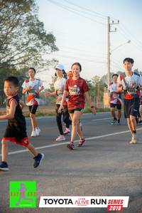 BIB: 7088, 033, 6355, 2019
                            <button type="button" onclick="openModal(6573645)" class="btn btn-primary btn-sm float-right btn-popup" data-toggle="modal" data-target=".modal-high-quality">
                        <i class="fas fa-shopping-cart"></i> Add to Cart
                    </button>
                                            <button type="button" onclick="isThisMe(6573645, true)" class="btn btn-success btn-sm float-right btn-popup btn-isme hidden" data-toggle="tooltip" data-placement="bottom" title="นี่คือรูปของคุณใช่ไหม คลิกที่นี่เพื่อเอาเข้าอัลบั้ม">
                        <i class="fas fa-plus"></i> Add to album
                    </button>
                    <button type="button" onclick="isThisMe(6573645, false)" class="btn btn-warning btn-sm float-right btn-popup btn-isnotme hidden">
                        <i class="fas fa-ban"></i> Remove from album
                    </button>