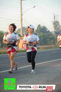 BIB: 429, 6344, 2019
                            <button type="button" onclick="openModal(6572674)" class="btn btn-primary btn-sm float-right btn-popup" data-toggle="modal" data-target=".modal-high-quality">
                        <i class="fas fa-shopping-cart"></i> Add to Cart
                    </button>
                                            <button type="button" onclick="isThisMe(6572674, true)" class="btn btn-success btn-sm float-right btn-popup btn-isme hidden" data-toggle="tooltip" data-placement="bottom" title="นี่คือรูปของคุณใช่ไหม คลิกที่นี่เพื่อเอาเข้าอัลบั้ม">
                        <i class="fas fa-plus"></i> Add to album
                    </button>
                    <button type="button" onclick="isThisMe(6572674, false)" class="btn btn-warning btn-sm float-right btn-popup btn-isnotme hidden">
                        <i class="fas fa-ban"></i> Remove from album
                    </button>