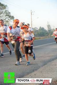 BIB: 3764, 7682, 655, 2019
                            <button type="button" onclick="openModal(6571988)" class="btn btn-primary btn-sm float-right btn-popup" data-toggle="modal" data-target=".modal-high-quality">
                        <i class="fas fa-shopping-cart"></i> Add to Cart
                    </button>
                                            <button type="button" onclick="isThisMe(6571988, true)" class="btn btn-success btn-sm float-right btn-popup btn-isme hidden" data-toggle="tooltip" data-placement="bottom" title="นี่คือรูปของคุณใช่ไหม คลิกที่นี่เพื่อเอาเข้าอัลบั้ม">
                        <i class="fas fa-plus"></i> Add to album
                    </button>
                    <button type="button" onclick="isThisMe(6571988, false)" class="btn btn-warning btn-sm float-right btn-popup btn-isnotme hidden">
                        <i class="fas fa-ban"></i> Remove from album
                    </button>