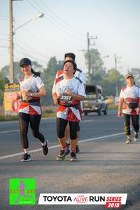 BIB: 2057, 2019
                            <button type="button" onclick="openModal(6567781)" class="btn btn-primary btn-sm float-right btn-popup" data-toggle="modal" data-target=".modal-high-quality">
                        <i class="fas fa-shopping-cart"></i> Add to Cart
                    </button>
                                            <button type="button" onclick="isThisMe(6567781, true)" class="btn btn-success btn-sm float-right btn-popup btn-isme hidden" data-toggle="tooltip" data-placement="bottom" title="นี่คือรูปของคุณใช่ไหม คลิกที่นี่เพื่อเอาเข้าอัลบั้ม">
                        <i class="fas fa-plus"></i> Add to album
                    </button>
                    <button type="button" onclick="isThisMe(6567781, false)" class="btn btn-warning btn-sm float-right btn-popup btn-isnotme hidden">
                        <i class="fas fa-ban"></i> Remove from album
                    </button>