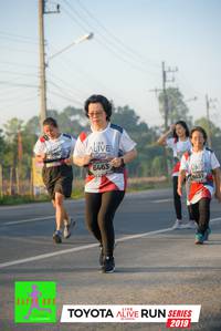 BIB: 6463, 6031, 2019
                            <button type="button" onclick="openModal(6567318)" class="btn btn-primary btn-sm float-right btn-popup" data-toggle="modal" data-target=".modal-high-quality">
                        <i class="fas fa-shopping-cart"></i> Add to Cart
                    </button>
                                            <button type="button" onclick="isThisMe(6567318, true)" class="btn btn-success btn-sm float-right btn-popup btn-isme hidden" data-toggle="tooltip" data-placement="bottom" title="นี่คือรูปของคุณใช่ไหม คลิกที่นี่เพื่อเอาเข้าอัลบั้ม">
                        <i class="fas fa-plus"></i> Add to album
                    </button>
                    <button type="button" onclick="isThisMe(6567318, false)" class="btn btn-warning btn-sm float-right btn-popup btn-isnotme hidden">
                        <i class="fas fa-ban"></i> Remove from album
                    </button>