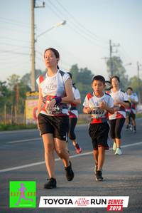 BIB: 7557, 2019
                            <button type="button" onclick="openModal(6566603)" class="btn btn-primary btn-sm float-right btn-popup" data-toggle="modal" data-target=".modal-high-quality">
                        <i class="fas fa-shopping-cart"></i> Add to Cart
                    </button>
                                            <button type="button" onclick="isThisMe(6566603, true)" class="btn btn-success btn-sm float-right btn-popup btn-isme hidden" data-toggle="tooltip" data-placement="bottom" title="นี่คือรูปของคุณใช่ไหม คลิกที่นี่เพื่อเอาเข้าอัลบั้ม">
                        <i class="fas fa-plus"></i> Add to album
                    </button>
                    <button type="button" onclick="isThisMe(6566603, false)" class="btn btn-warning btn-sm float-right btn-popup btn-isnotme hidden">
                        <i class="fas fa-ban"></i> Remove from album
                    </button>