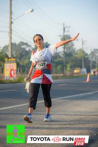 BIB: 7327, 2019
                            <button type="button" onclick="openModal(6567586)" class="btn btn-primary btn-sm float-right btn-popup" data-toggle="modal" data-target=".modal-high-quality">
                        <i class="fas fa-shopping-cart"></i> Add to Cart
                    </button>
                                            <button type="button" onclick="isThisMe(6567586, true)" class="btn btn-success btn-sm float-right btn-popup btn-isme hidden" data-toggle="tooltip" data-placement="bottom" title="นี่คือรูปของคุณใช่ไหม คลิกที่นี่เพื่อเอาเข้าอัลบั้ม">
                        <i class="fas fa-plus"></i> Add to album
                    </button>
                    <button type="button" onclick="isThisMe(6567586, false)" class="btn btn-warning btn-sm float-right btn-popup btn-isnotme hidden">
                        <i class="fas fa-ban"></i> Remove from album
                    </button>