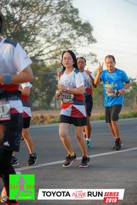 BIB: 7978, 7322, 2019
                            <button type="button" onclick="openModal(6573071)" class="btn btn-primary btn-sm float-right btn-popup" data-toggle="modal" data-target=".modal-high-quality">
                        <i class="fas fa-shopping-cart"></i> Add to Cart
                    </button>
                                            <button type="button" onclick="isThisMe(6573071, true)" class="btn btn-success btn-sm float-right btn-popup btn-isme hidden" data-toggle="tooltip" data-placement="bottom" title="นี่คือรูปของคุณใช่ไหม คลิกที่นี่เพื่อเอาเข้าอัลบั้ม">
                        <i class="fas fa-plus"></i> Add to album
                    </button>
                    <button type="button" onclick="isThisMe(6573071, false)" class="btn btn-warning btn-sm float-right btn-popup btn-isnotme hidden">
                        <i class="fas fa-ban"></i> Remove from album
                    </button>