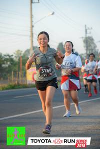 BIB: 3150, 2019
                            <button type="button" onclick="openModal(6573435)" class="btn btn-primary btn-sm float-right btn-popup" data-toggle="modal" data-target=".modal-high-quality">
                        <i class="fas fa-shopping-cart"></i> Add to Cart
                    </button>
                                            <button type="button" onclick="isThisMe(6573435, true)" class="btn btn-success btn-sm float-right btn-popup btn-isme hidden" data-toggle="tooltip" data-placement="bottom" title="นี่คือรูปของคุณใช่ไหม คลิกที่นี่เพื่อเอาเข้าอัลบั้ม">
                        <i class="fas fa-plus"></i> Add to album
                    </button>
                    <button type="button" onclick="isThisMe(6573435, false)" class="btn btn-warning btn-sm float-right btn-popup btn-isnotme hidden">
                        <i class="fas fa-ban"></i> Remove from album
                    </button>