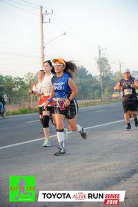 BIB: 724, 2019
                            <button type="button" onclick="openModal(6571927)" class="btn btn-primary btn-sm float-right btn-popup" data-toggle="modal" data-target=".modal-high-quality">
                        <i class="fas fa-shopping-cart"></i> Add to Cart
                    </button>
                                            <button type="button" onclick="isThisMe(6571927, true)" class="btn btn-success btn-sm float-right btn-popup btn-isme hidden" data-toggle="tooltip" data-placement="bottom" title="นี่คือรูปของคุณใช่ไหม คลิกที่นี่เพื่อเอาเข้าอัลบั้ม">
                        <i class="fas fa-plus"></i> Add to album
                    </button>
                    <button type="button" onclick="isThisMe(6571927, false)" class="btn btn-warning btn-sm float-right btn-popup btn-isnotme hidden">
                        <i class="fas fa-ban"></i> Remove from album
                    </button>