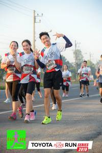 BIB: 1309, 6995, 7310, 2019
                            <button type="button" onclick="openModal(6573721)" class="btn btn-primary btn-sm float-right btn-popup" data-toggle="modal" data-target=".modal-high-quality">
                        <i class="fas fa-shopping-cart"></i> Add to Cart
                    </button>
                                            <button type="button" onclick="isThisMe(6573721, true)" class="btn btn-success btn-sm float-right btn-popup btn-isme hidden" data-toggle="tooltip" data-placement="bottom" title="นี่คือรูปของคุณใช่ไหม คลิกที่นี่เพื่อเอาเข้าอัลบั้ม">
                        <i class="fas fa-plus"></i> Add to album
                    </button>
                    <button type="button" onclick="isThisMe(6573721, false)" class="btn btn-warning btn-sm float-right btn-popup btn-isnotme hidden">
                        <i class="fas fa-ban"></i> Remove from album
                    </button>