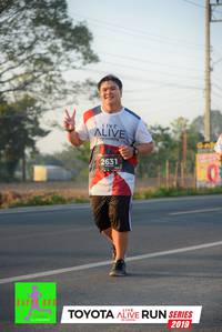 BIB: 2631, 2019
                            <button type="button" onclick="openModal(6568083)" class="btn btn-primary btn-sm float-right btn-popup" data-toggle="modal" data-target=".modal-high-quality">
                        <i class="fas fa-shopping-cart"></i> Add to Cart
                    </button>
                                            <button type="button" onclick="isThisMe(6568083, true)" class="btn btn-success btn-sm float-right btn-popup btn-isme hidden" data-toggle="tooltip" data-placement="bottom" title="นี่คือรูปของคุณใช่ไหม คลิกที่นี่เพื่อเอาเข้าอัลบั้ม">
                        <i class="fas fa-plus"></i> Add to album
                    </button>
                    <button type="button" onclick="isThisMe(6568083, false)" class="btn btn-warning btn-sm float-right btn-popup btn-isnotme hidden">
                        <i class="fas fa-ban"></i> Remove from album
                    </button>