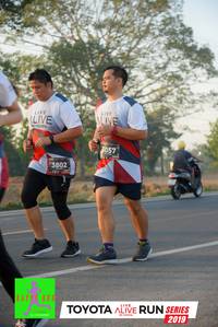 BIB: 3057, 3802, 2019
                            <button type="button" onclick="openModal(6566353)" class="btn btn-primary btn-sm float-right btn-popup" data-toggle="modal" data-target=".modal-high-quality">
                        <i class="fas fa-shopping-cart"></i> Add to Cart
                    </button>
                                            <button type="button" onclick="isThisMe(6566353, true)" class="btn btn-success btn-sm float-right btn-popup btn-isme hidden" data-toggle="tooltip" data-placement="bottom" title="นี่คือรูปของคุณใช่ไหม คลิกที่นี่เพื่อเอาเข้าอัลบั้ม">
                        <i class="fas fa-plus"></i> Add to album
                    </button>
                    <button type="button" onclick="isThisMe(6566353, false)" class="btn btn-warning btn-sm float-right btn-popup btn-isnotme hidden">
                        <i class="fas fa-ban"></i> Remove from album
                    </button>