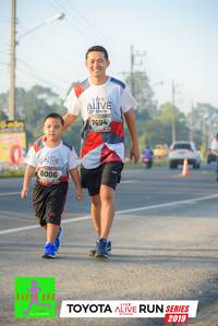 BIB: 7694, 8006, 2019
                            <button type="button" onclick="openModal(6567548)" class="btn btn-primary btn-sm float-right btn-popup" data-toggle="modal" data-target=".modal-high-quality">
                        <i class="fas fa-shopping-cart"></i> Add to Cart
                    </button>
                                            <button type="button" onclick="isThisMe(6567548, true)" class="btn btn-success btn-sm float-right btn-popup btn-isme hidden" data-toggle="tooltip" data-placement="bottom" title="นี่คือรูปของคุณใช่ไหม คลิกที่นี่เพื่อเอาเข้าอัลบั้ม">
                        <i class="fas fa-plus"></i> Add to album
                    </button>
                    <button type="button" onclick="isThisMe(6567548, false)" class="btn btn-warning btn-sm float-right btn-popup btn-isnotme hidden">
                        <i class="fas fa-ban"></i> Remove from album
                    </button>