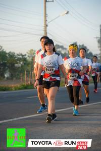 BIB: 6437, 7425, 2019
                            <button type="button" onclick="openModal(6573373)" class="btn btn-primary btn-sm float-right btn-popup" data-toggle="modal" data-target=".modal-high-quality">
                        <i class="fas fa-shopping-cart"></i> Add to Cart
                    </button>
                                            <button type="button" onclick="isThisMe(6573373, true)" class="btn btn-success btn-sm float-right btn-popup btn-isme hidden" data-toggle="tooltip" data-placement="bottom" title="นี่คือรูปของคุณใช่ไหม คลิกที่นี่เพื่อเอาเข้าอัลบั้ม">
                        <i class="fas fa-plus"></i> Add to album
                    </button>
                    <button type="button" onclick="isThisMe(6573373, false)" class="btn btn-warning btn-sm float-right btn-popup btn-isnotme hidden">
                        <i class="fas fa-ban"></i> Remove from album
                    </button>