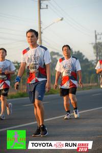 BIB: 6985, 105, 3028, 2019
                            <button type="button" onclick="openModal(6573083)" class="btn btn-primary btn-sm float-right btn-popup" data-toggle="modal" data-target=".modal-high-quality">
                        <i class="fas fa-shopping-cart"></i> Add to Cart
                    </button>
                                            <button type="button" onclick="isThisMe(6573083, true)" class="btn btn-success btn-sm float-right btn-popup btn-isme hidden" data-toggle="tooltip" data-placement="bottom" title="นี่คือรูปของคุณใช่ไหม คลิกที่นี่เพื่อเอาเข้าอัลบั้ม">
                        <i class="fas fa-plus"></i> Add to album
                    </button>
                    <button type="button" onclick="isThisMe(6573083, false)" class="btn btn-warning btn-sm float-right btn-popup btn-isnotme hidden">
                        <i class="fas fa-ban"></i> Remove from album
                    </button>