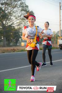 BIB: 7373, 198, 2019
                            <button type="button" onclick="openModal(6571662)" class="btn btn-primary btn-sm float-right btn-popup" data-toggle="modal" data-target=".modal-high-quality">
                        <i class="fas fa-shopping-cart"></i> Add to Cart
                    </button>
                                            <button type="button" onclick="isThisMe(6571662, true)" class="btn btn-success btn-sm float-right btn-popup btn-isme hidden" data-toggle="tooltip" data-placement="bottom" title="นี่คือรูปของคุณใช่ไหม คลิกที่นี่เพื่อเอาเข้าอัลบั้ม">
                        <i class="fas fa-plus"></i> Add to album
                    </button>
                    <button type="button" onclick="isThisMe(6571662, false)" class="btn btn-warning btn-sm float-right btn-popup btn-isnotme hidden">
                        <i class="fas fa-ban"></i> Remove from album
                    </button>