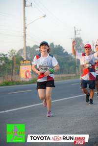 BIB: 2992, 7182, 2019
                            <button type="button" onclick="openModal(6543871)" class="btn btn-primary btn-sm float-right btn-popup" data-toggle="modal" data-target=".modal-high-quality">
                        <i class="fas fa-shopping-cart"></i> Add to Cart
                    </button>
                                            <button type="button" onclick="isThisMe(6543871, true)" class="btn btn-success btn-sm float-right btn-popup btn-isme hidden" data-toggle="tooltip" data-placement="bottom" title="นี่คือรูปของคุณใช่ไหม คลิกที่นี่เพื่อเอาเข้าอัลบั้ม">
                        <i class="fas fa-plus"></i> Add to album
                    </button>
                    <button type="button" onclick="isThisMe(6543871, false)" class="btn btn-warning btn-sm float-right btn-popup btn-isnotme hidden">
                        <i class="fas fa-ban"></i> Remove from album
                    </button>