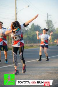 BIB: 956, 7319, 2019
                            <button type="button" onclick="openModal(6568312)" class="btn btn-primary btn-sm float-right btn-popup" data-toggle="modal" data-target=".modal-high-quality">
                        <i class="fas fa-shopping-cart"></i> Add to Cart
                    </button>
                                            <button type="button" onclick="isThisMe(6568312, true)" class="btn btn-success btn-sm float-right btn-popup btn-isme hidden" data-toggle="tooltip" data-placement="bottom" title="นี่คือรูปของคุณใช่ไหม คลิกที่นี่เพื่อเอาเข้าอัลบั้ม">
                        <i class="fas fa-plus"></i> Add to album
                    </button>
                    <button type="button" onclick="isThisMe(6568312, false)" class="btn btn-warning btn-sm float-right btn-popup btn-isnotme hidden">
                        <i class="fas fa-ban"></i> Remove from album
                    </button>