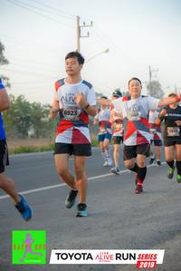 BIB: 100, 7688, 6923, 2013, 7878, 2019
                            <button type="button" onclick="openModal(6543996)" class="btn btn-primary btn-sm float-right btn-popup" data-toggle="modal" data-target=".modal-high-quality">
                        <i class="fas fa-shopping-cart"></i> Add to Cart
                    </button>
                                            <button type="button" onclick="isThisMe(6543996, true)" class="btn btn-success btn-sm float-right btn-popup btn-isme hidden" data-toggle="tooltip" data-placement="bottom" title="นี่คือรูปของคุณใช่ไหม คลิกที่นี่เพื่อเอาเข้าอัลบั้ม">
                        <i class="fas fa-plus"></i> Add to album
                    </button>
                    <button type="button" onclick="isThisMe(6543996, false)" class="btn btn-warning btn-sm float-right btn-popup btn-isnotme hidden">
                        <i class="fas fa-ban"></i> Remove from album
                    </button>