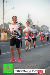 BIB: 7160, 7070, 2019
                            <button type="button" onclick="openModal(6571416)" class="btn btn-primary btn-sm float-right btn-popup" data-toggle="modal" data-target=".modal-high-quality">
                        <i class="fas fa-shopping-cart"></i> Add to Cart
                    </button>
                                            <button type="button" onclick="isThisMe(6571416, true)" class="btn btn-success btn-sm float-right btn-popup btn-isme hidden" data-toggle="tooltip" data-placement="bottom" title="นี่คือรูปของคุณใช่ไหม คลิกที่นี่เพื่อเอาเข้าอัลบั้ม">
                        <i class="fas fa-plus"></i> Add to album
                    </button>
                    <button type="button" onclick="isThisMe(6571416, false)" class="btn btn-warning btn-sm float-right btn-popup btn-isnotme hidden">
                        <i class="fas fa-ban"></i> Remove from album
                    </button>