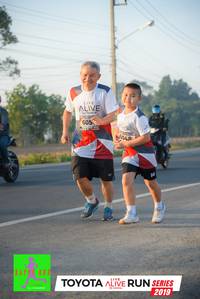 BIB: 605, 048, 2019
                            <button type="button" onclick="openModal(6566717)" class="btn btn-primary btn-sm float-right btn-popup" data-toggle="modal" data-target=".modal-high-quality">
                        <i class="fas fa-shopping-cart"></i> Add to Cart
                    </button>
                                            <button type="button" onclick="isThisMe(6566717, true)" class="btn btn-success btn-sm float-right btn-popup btn-isme hidden" data-toggle="tooltip" data-placement="bottom" title="นี่คือรูปของคุณใช่ไหม คลิกที่นี่เพื่อเอาเข้าอัลบั้ม">
                        <i class="fas fa-plus"></i> Add to album
                    </button>
                    <button type="button" onclick="isThisMe(6566717, false)" class="btn btn-warning btn-sm float-right btn-popup btn-isnotme hidden">
                        <i class="fas fa-ban"></i> Remove from album
                    </button>