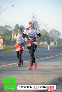 BIB: 3123, 6533, 2019
                            <button type="button" onclick="openModal(6573095)" class="btn btn-primary btn-sm float-right btn-popup" data-toggle="modal" data-target=".modal-high-quality">
                        <i class="fas fa-shopping-cart"></i> Add to Cart
                    </button>
                                            <button type="button" onclick="isThisMe(6573095, true)" class="btn btn-success btn-sm float-right btn-popup btn-isme hidden" data-toggle="tooltip" data-placement="bottom" title="นี่คือรูปของคุณใช่ไหม คลิกที่นี่เพื่อเอาเข้าอัลบั้ม">
                        <i class="fas fa-plus"></i> Add to album
                    </button>
                    <button type="button" onclick="isThisMe(6573095, false)" class="btn btn-warning btn-sm float-right btn-popup btn-isnotme hidden">
                        <i class="fas fa-ban"></i> Remove from album
                    </button>