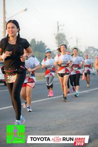 BIB: 6692, 3130, 309, 2019
                            <button type="button" onclick="openModal(6571592)" class="btn btn-primary btn-sm float-right btn-popup" data-toggle="modal" data-target=".modal-high-quality">
                        <i class="fas fa-shopping-cart"></i> Add to Cart
                    </button>
                                            <button type="button" onclick="isThisMe(6571592, true)" class="btn btn-success btn-sm float-right btn-popup btn-isme hidden" data-toggle="tooltip" data-placement="bottom" title="นี่คือรูปของคุณใช่ไหม คลิกที่นี่เพื่อเอาเข้าอัลบั้ม">
                        <i class="fas fa-plus"></i> Add to album
                    </button>
                    <button type="button" onclick="isThisMe(6571592, false)" class="btn btn-warning btn-sm float-right btn-popup btn-isnotme hidden">
                        <i class="fas fa-ban"></i> Remove from album
                    </button>