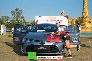 BIB: 019, 2019
                            <button type="button" onclick="openModal(6567360)" class="btn btn-primary btn-sm float-right btn-popup" data-toggle="modal" data-target=".modal-high-quality">
                        <i class="fas fa-shopping-cart"></i> Add to Cart
                    </button>
                                            <button type="button" onclick="isThisMe(6567360, true)" class="btn btn-success btn-sm float-right btn-popup btn-isme hidden" data-toggle="tooltip" data-placement="bottom" title="นี่คือรูปของคุณใช่ไหม คลิกที่นี่เพื่อเอาเข้าอัลบั้ม">
                        <i class="fas fa-plus"></i> Add to album
                    </button>
                    <button type="button" onclick="isThisMe(6567360, false)" class="btn btn-warning btn-sm float-right btn-popup btn-isnotme hidden">
                        <i class="fas fa-ban"></i> Remove from album
                    </button>